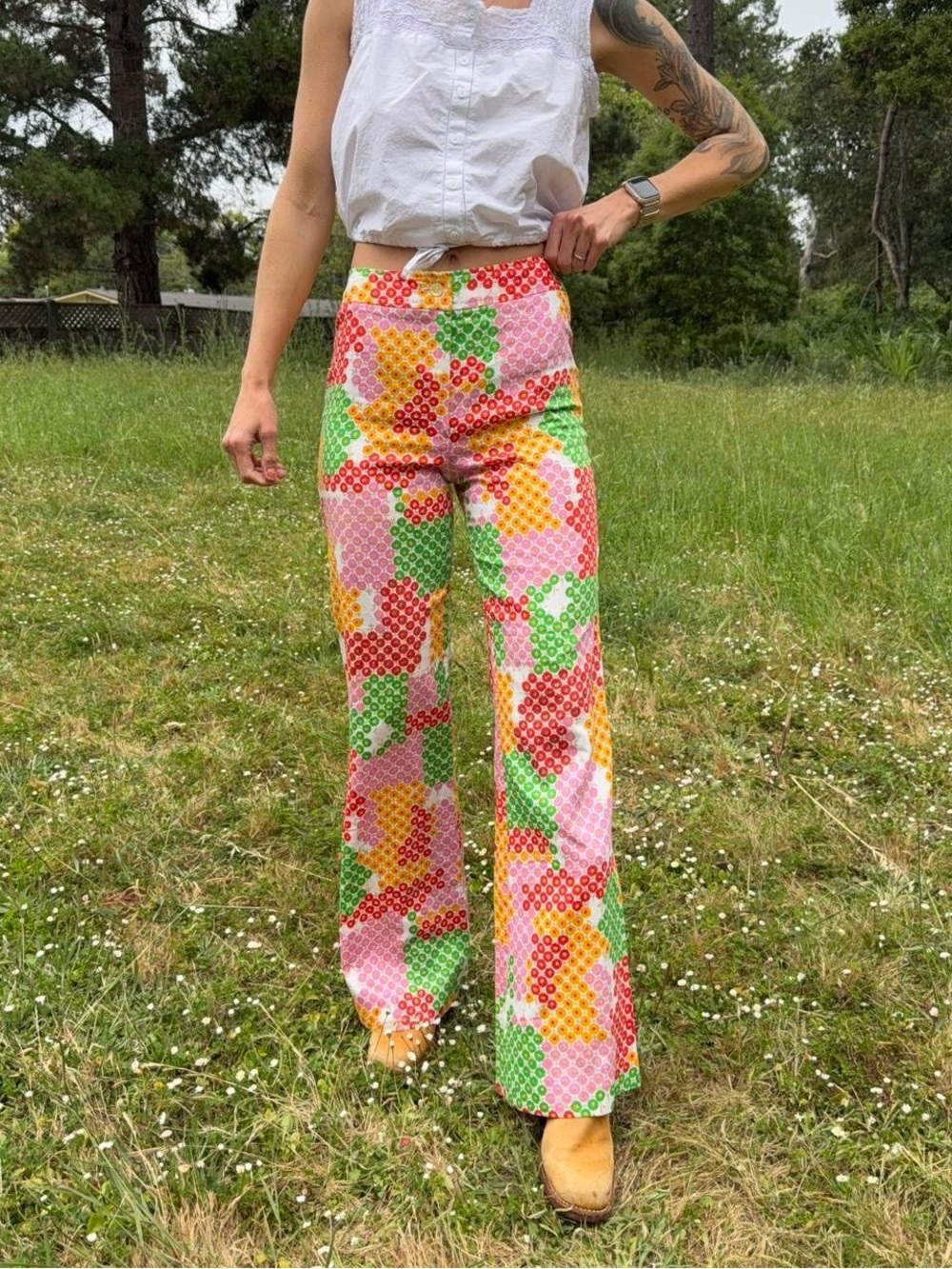 Vintage 1970s floral pants
